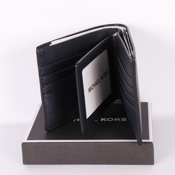 Michael Kor Warren Billfold Passcase Wallet - Picture 8 of 9